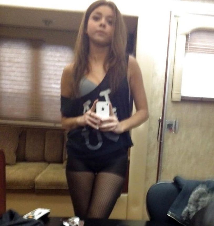 Naked Sarah Heyland Naked