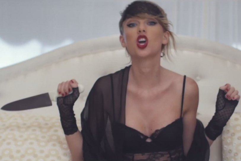 Taylor Swift Shayk IT of of