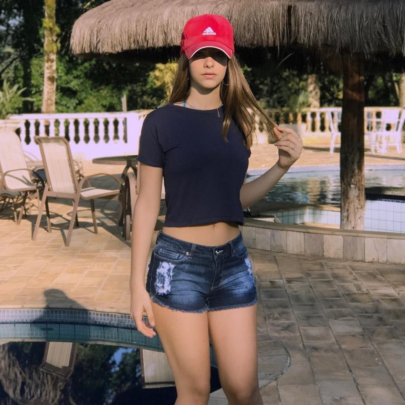 Valentina Schulz Biquini