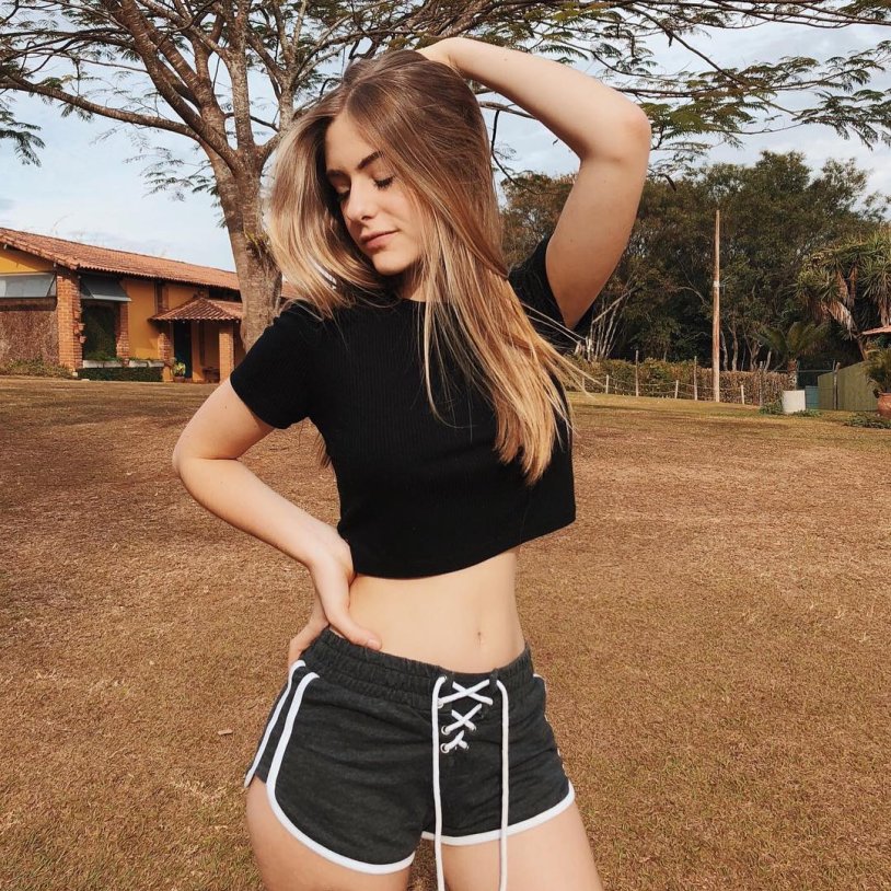 Carrie Chambers actress