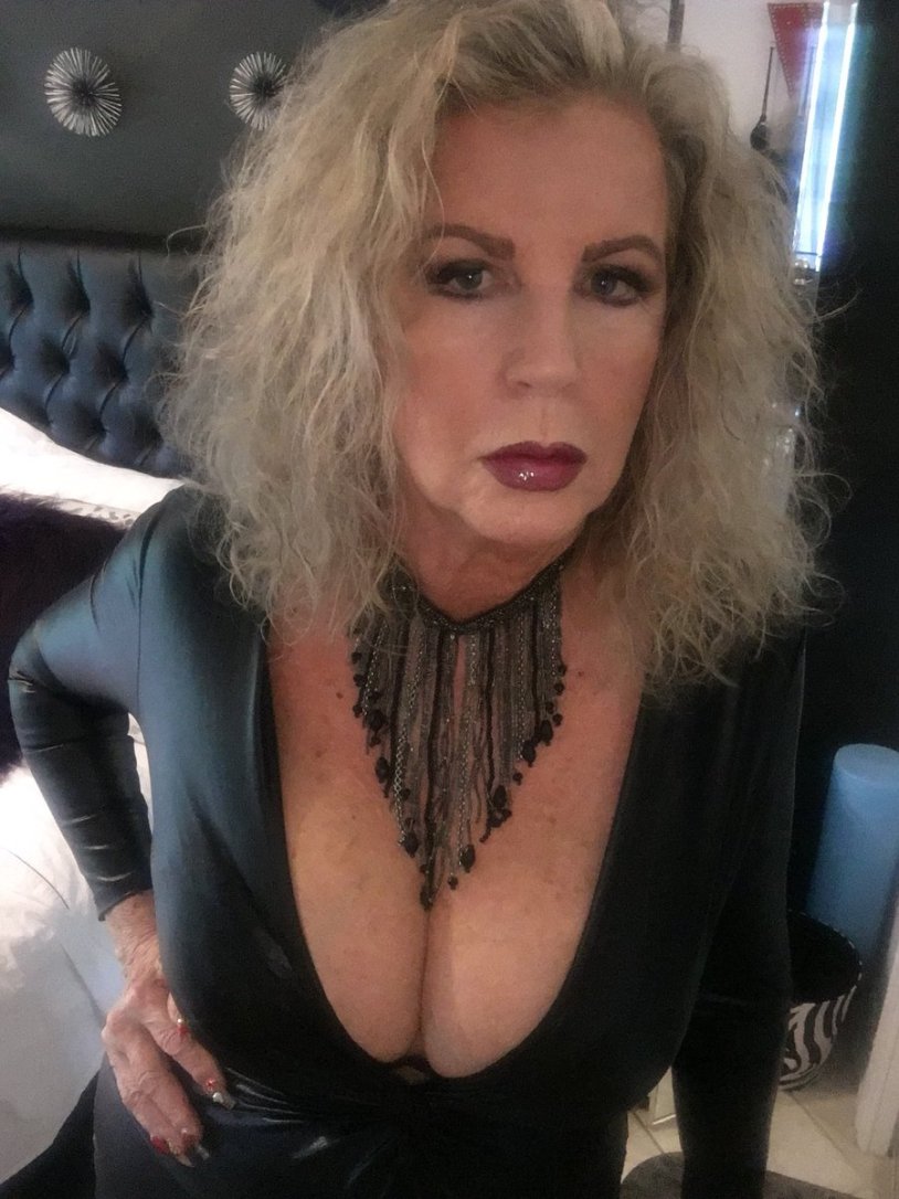 Anecca Mollenar drain