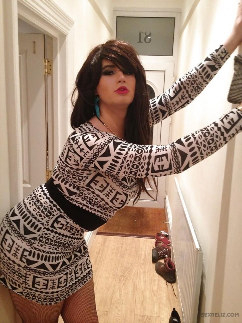 Full of beautiful crossdressers