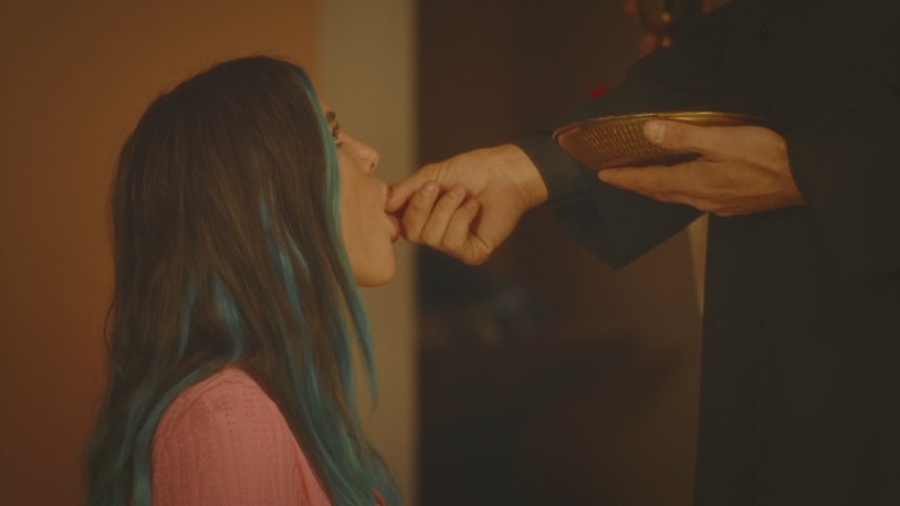 Model Androgin Andrey Pezhich