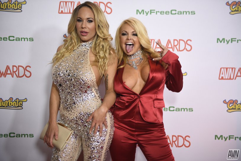 Blonde Brooke Little