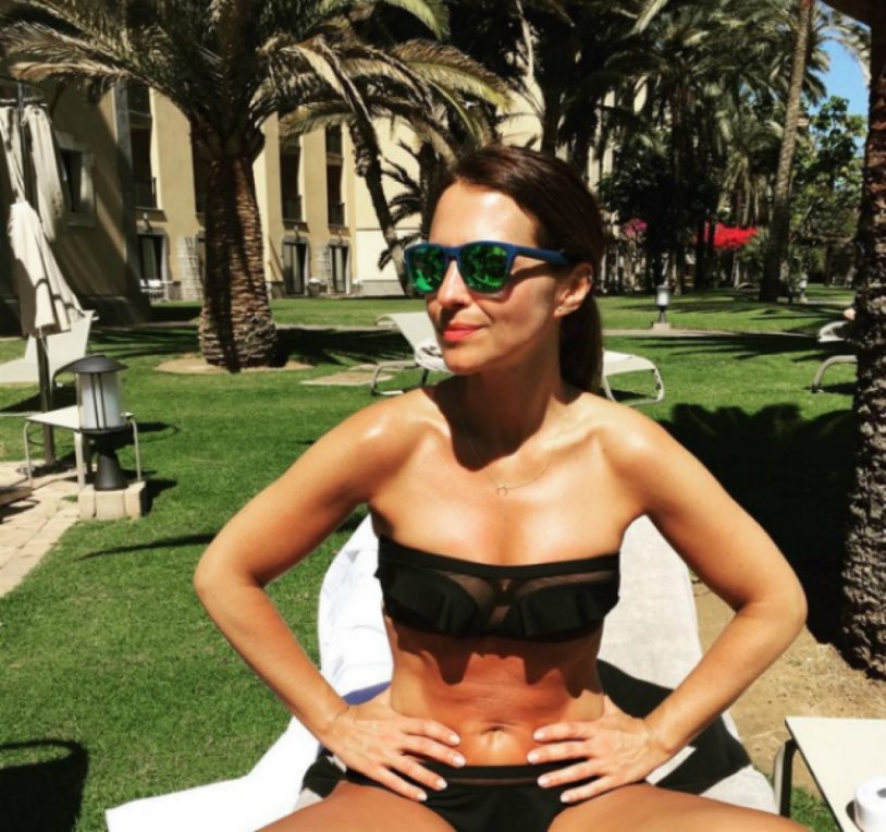 Naked Paula Echevarría Nude in full height