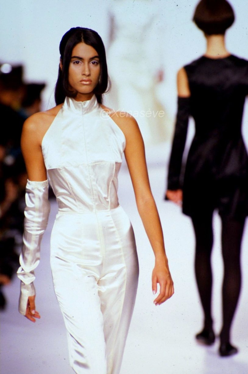 Yasmeen Ghauri Topless