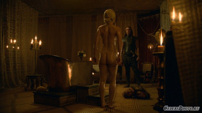 Naked Emilia Clark in the series Game of Thrones