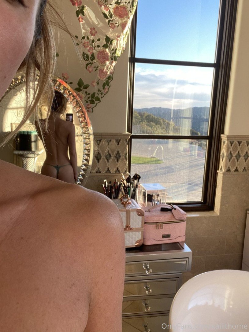 Kayli Ann Phillips - Ooohbabybeast - The Fitness Girlz