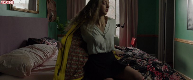 Lilly Krug actress Shatteered