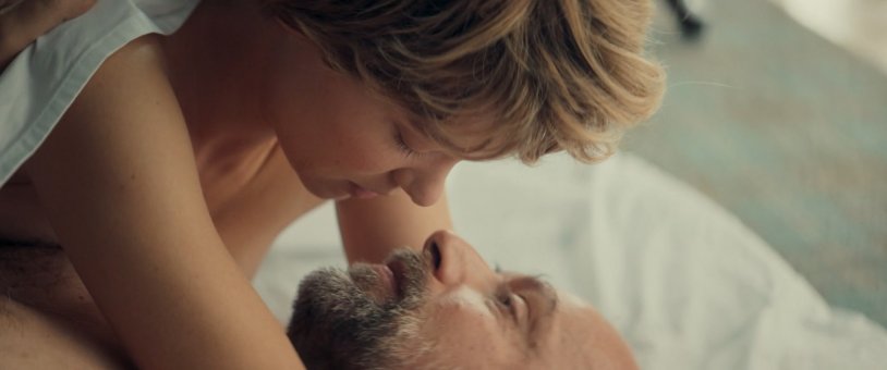 Actress Lea Seyu Naked