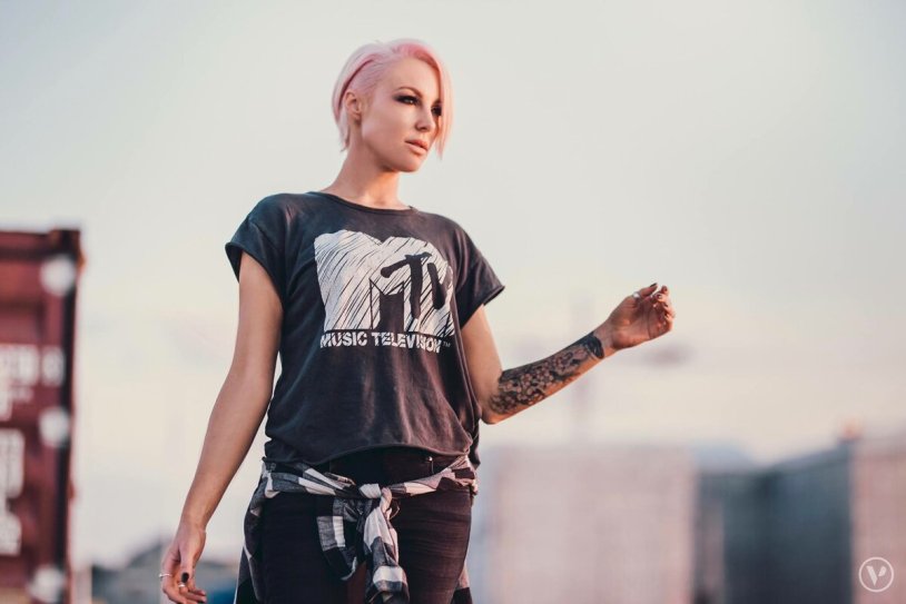 Emma Hewitt 2011