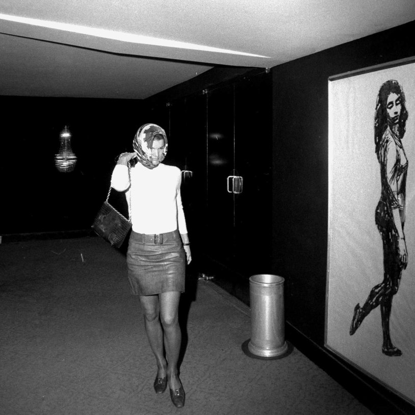 Jacqueline Bisset abyss