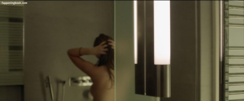 Emily Scott / Emily Scott