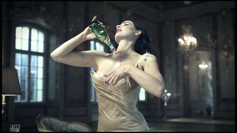 Dita von Tiz Perrier