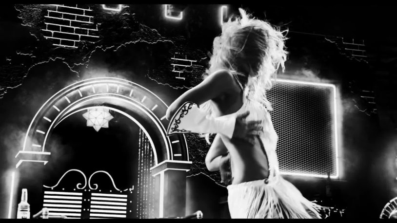 Nancy Momoland Plum 18