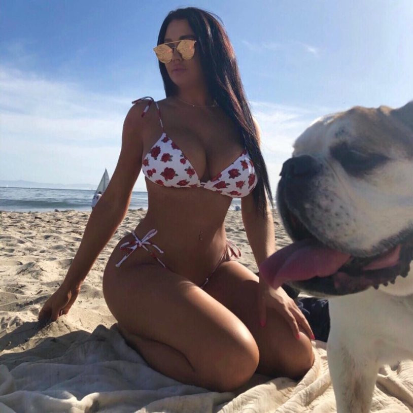 Femmefatalefilms Office