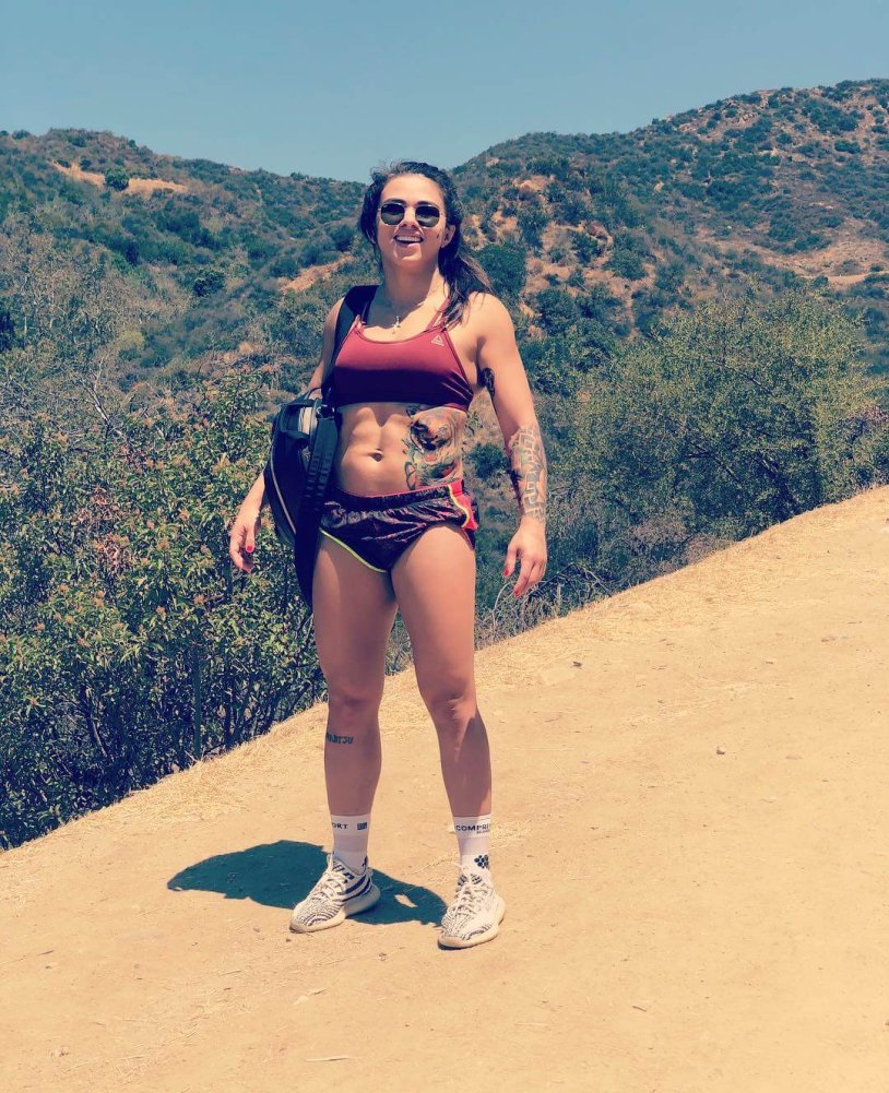 Claudia Hadelia in a swimsuit