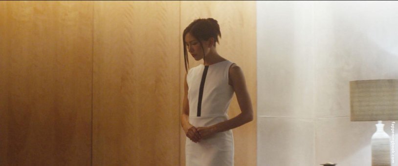 Megumi Kagurazaka Nude Mirror