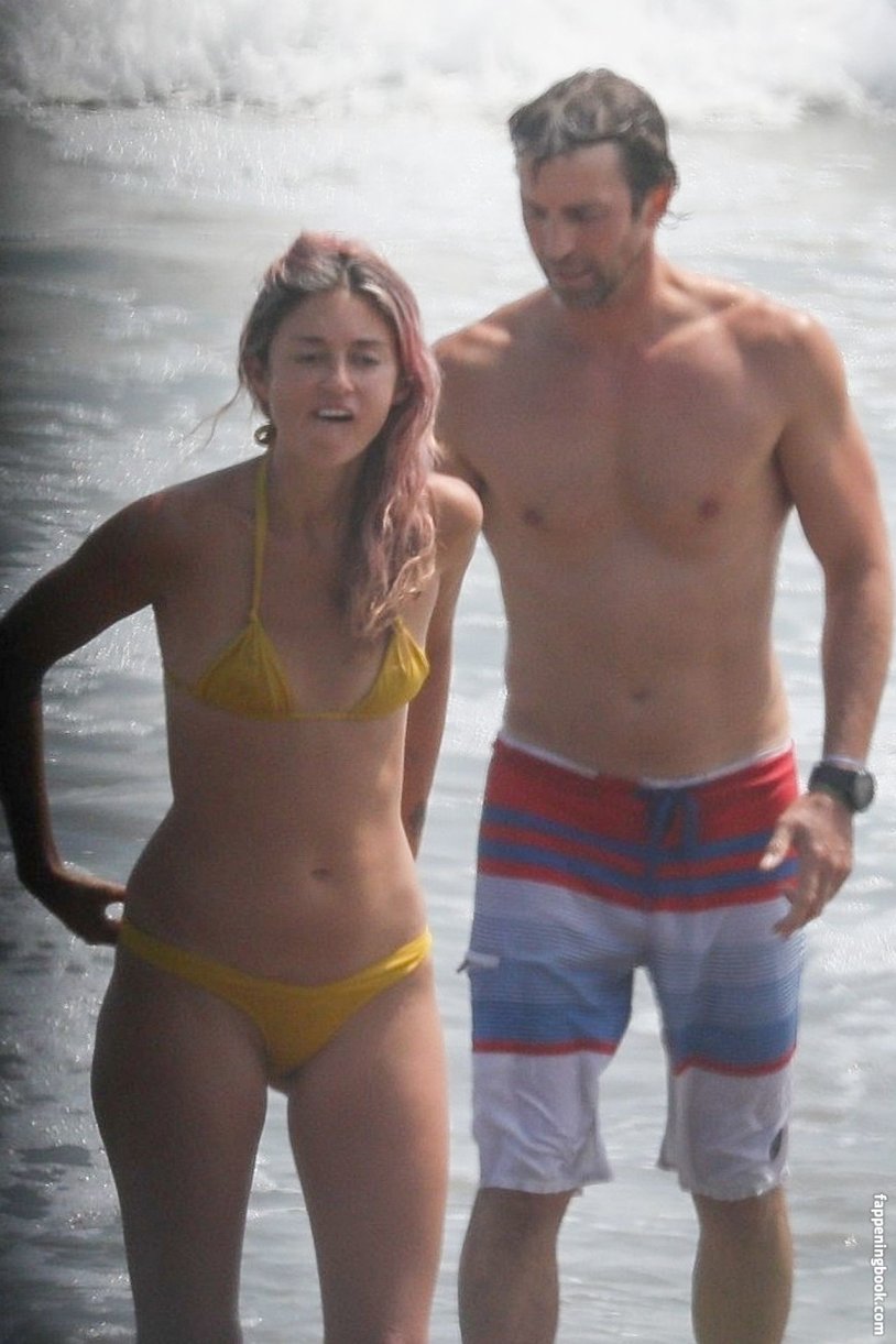 Caroline d'amore Paparazzzi