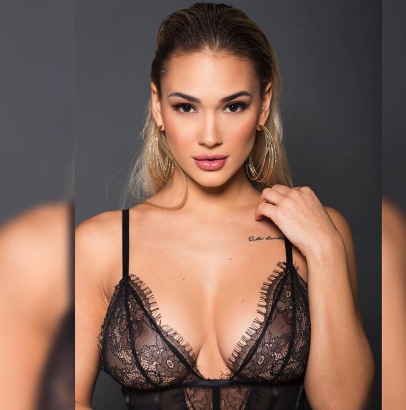 Julite Rodriguez Kalvo nude