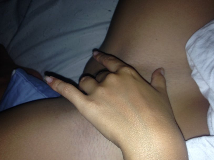 Emily Ratazhkovsky naked