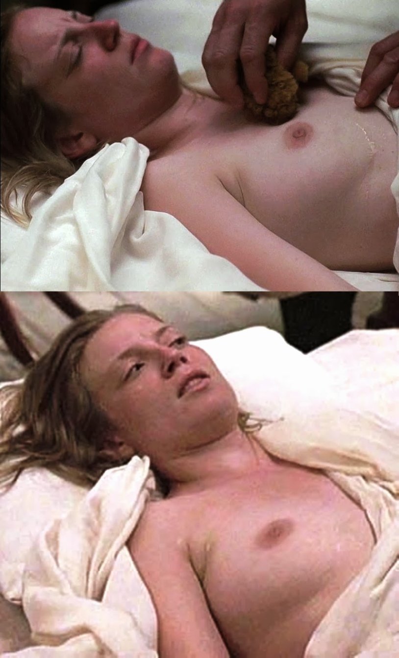 Polly Shannon Naked Stone 2005