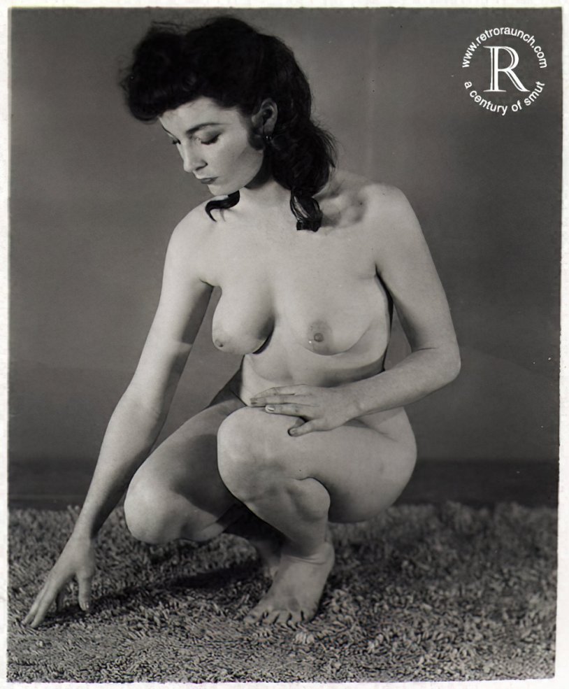 Nudity with Elizabeth Taylor