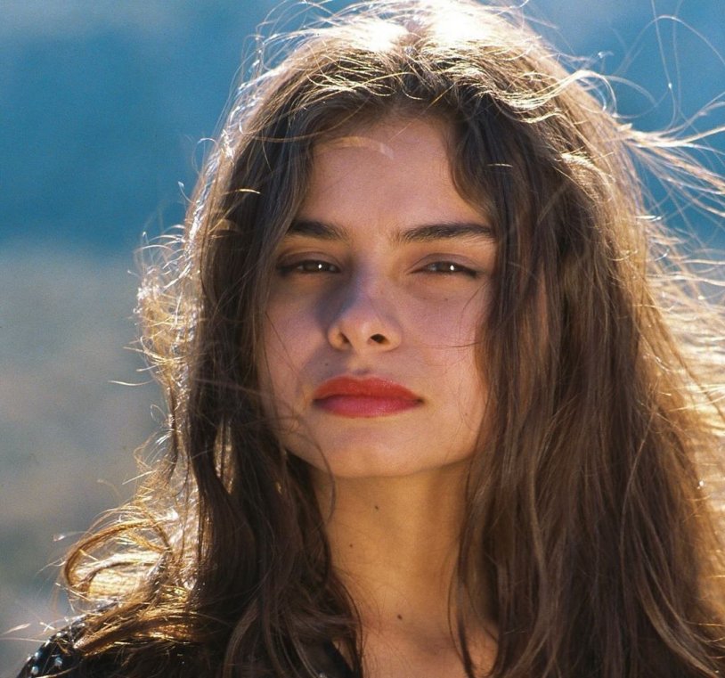 Mazzy Star Hope smokes