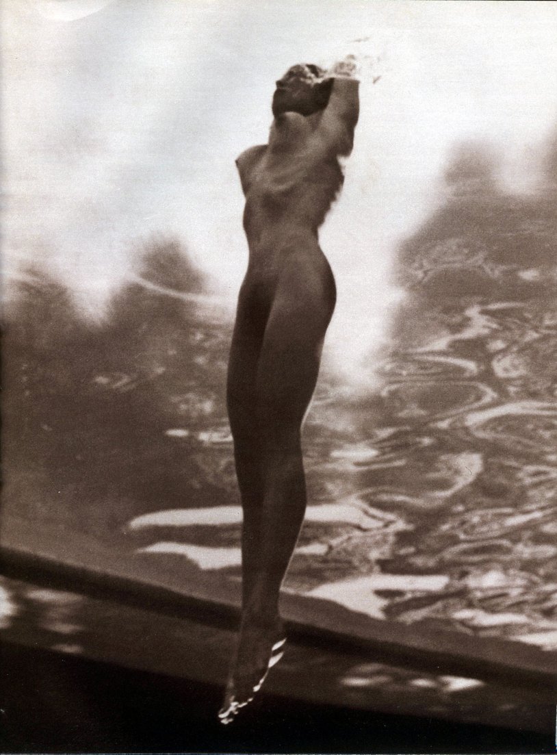 Mimi Rogers starred naked the door in the floor