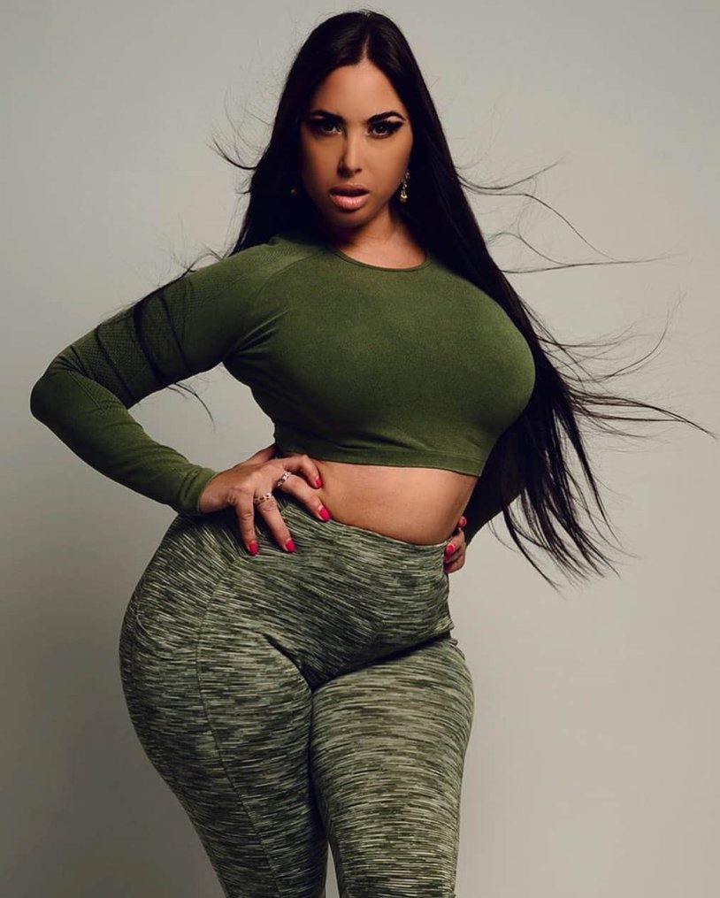 Jessica Gonzalez Garcia breasts