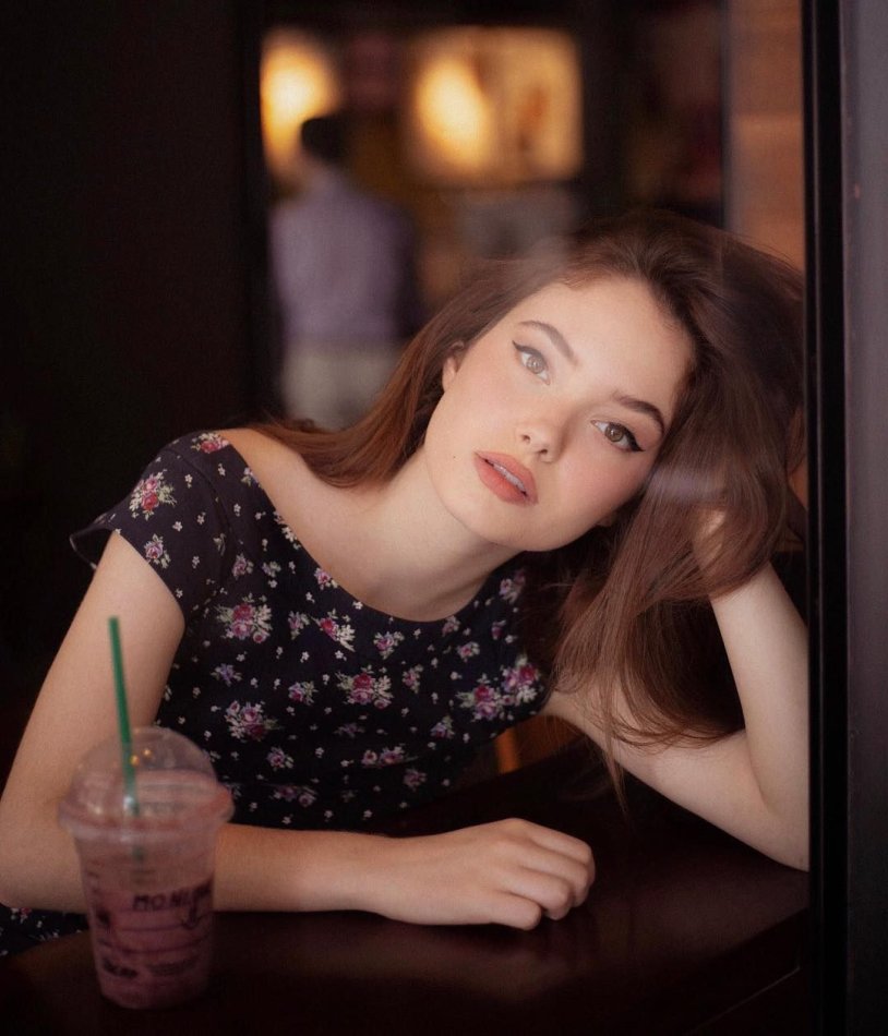 Monique Bourscheid bangs