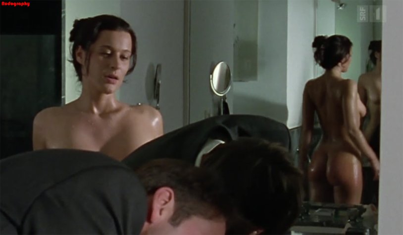 Kara Booono Very strange things