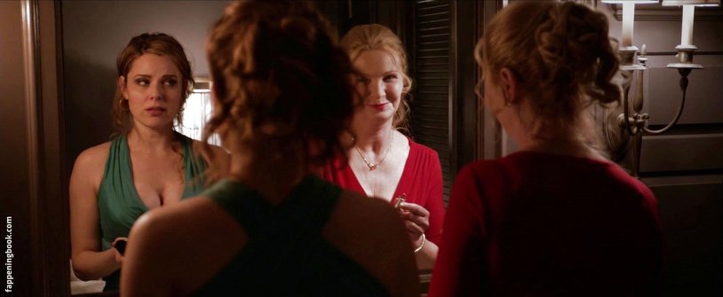 Kalyn declue naked spread her legs