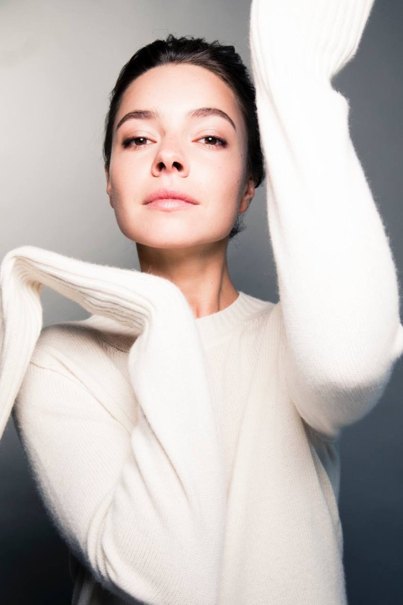 Vera Kincheva in cage 2