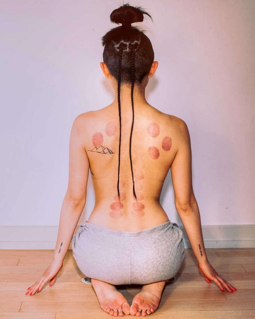 Photo shoot in the field with nude poppies