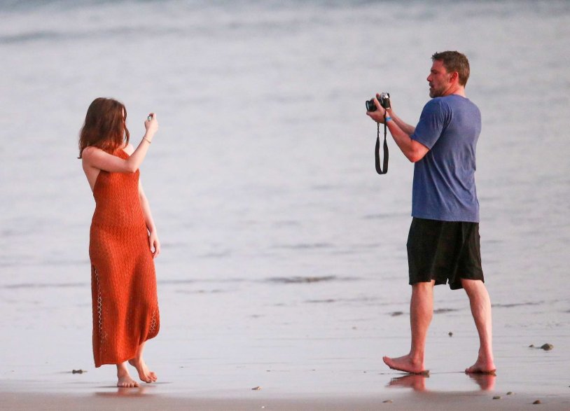 Ben Antfleck and Ana de Armas