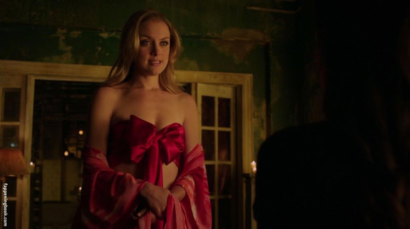 Rachel Skarsten Carrier