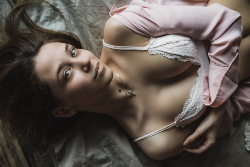 Linda Vishnevskaya Topless