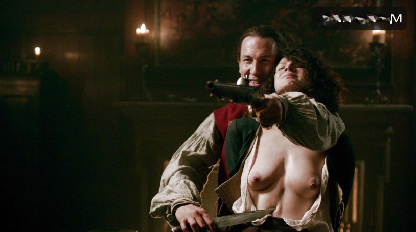 Alien Claire is naked