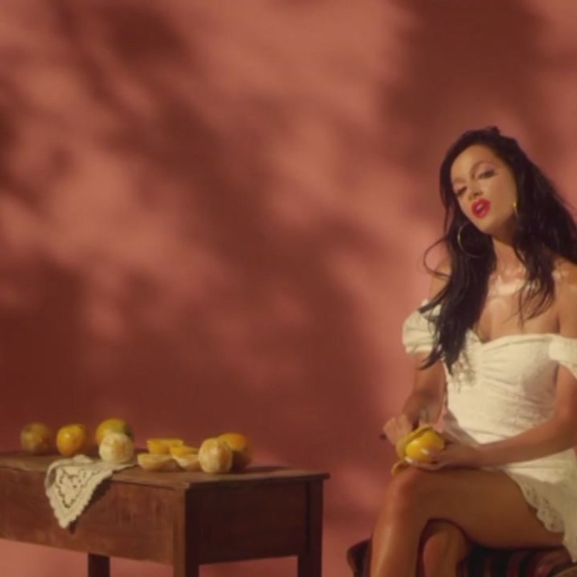 Oriana Sabatini on the beach