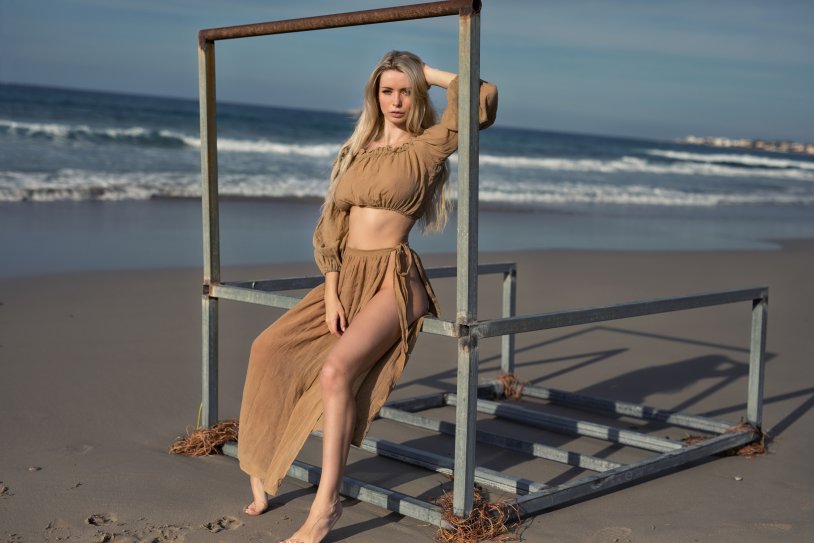 Garriet Lisa Larina drain