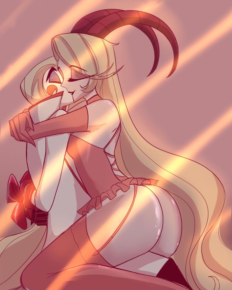 Charlotte McKinni chest