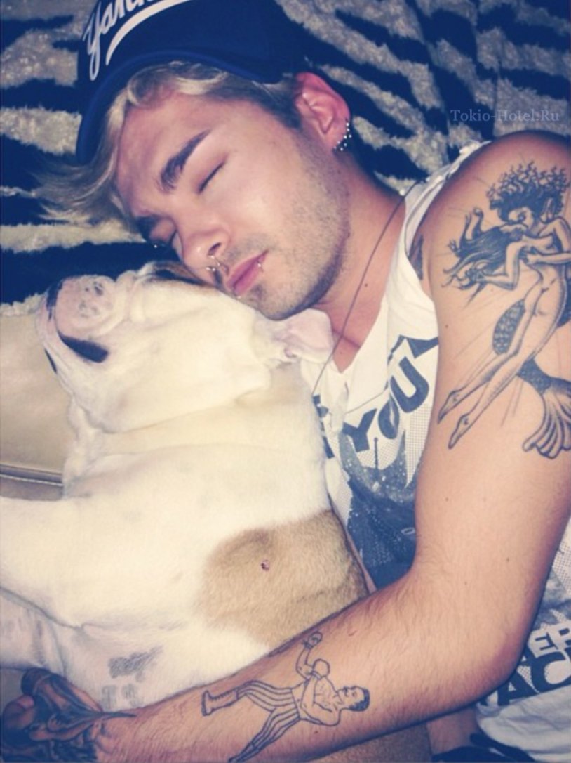 Sleeping Bill Kaulitz