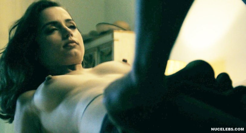 Ana de Armas naked in the series Roman Spain