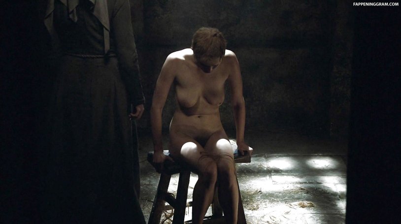 Lina Hidi Game of Thrones Nude