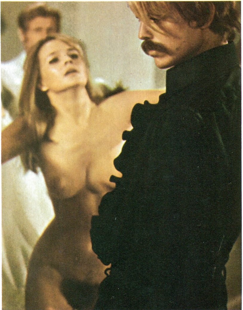 Erotic photos of Claudia Antonelli