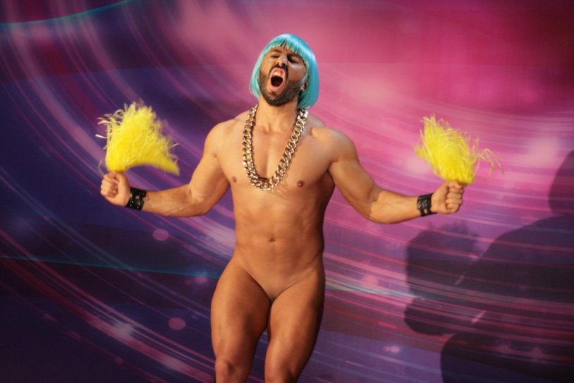 Pavel Derevyanko Striptizer