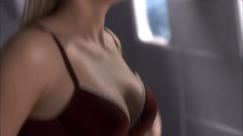 Laura Vanderwurt bed scenes