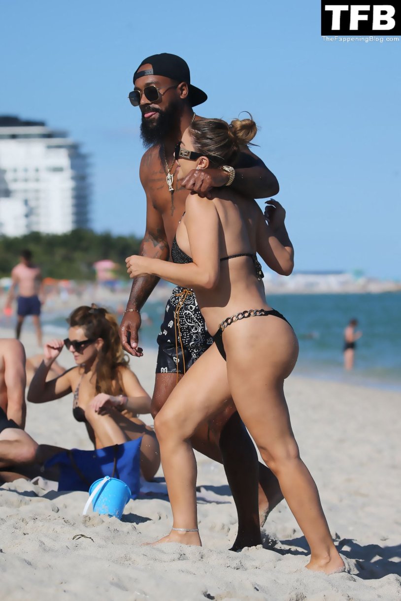 Scotti Pippen in bikini