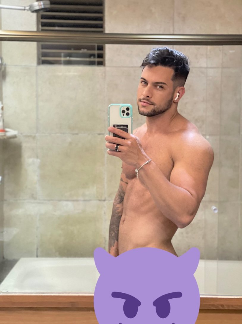 Mia and Manuel Rebel Spirit